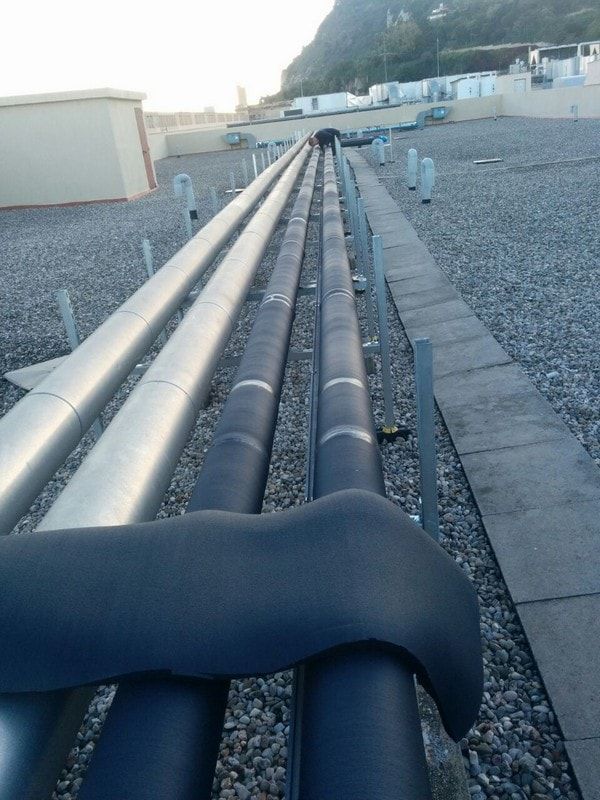 Instalaciones hidráulicas del circuito de climatización en edificio sector público JC 33 Barcelona - imagen 13